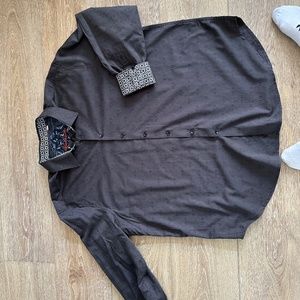 Robert Graham from DXL. Size 2XL